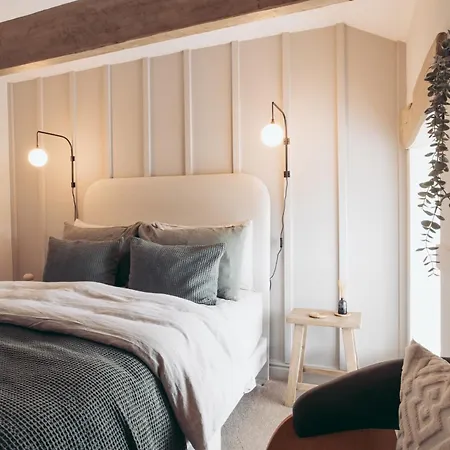 Holiday home The Byre